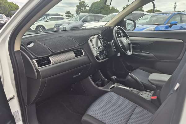 2013 Mitsubishi Outlander LS ZJ