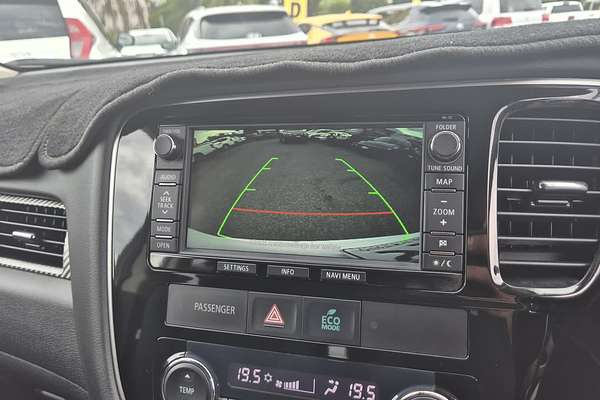 2013 Mitsubishi Outlander LS ZJ