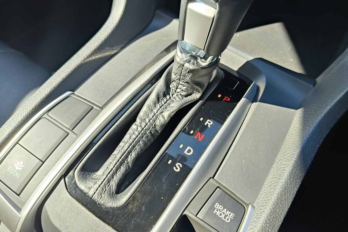 2016 Honda Civic VTi-LX 10th Gen