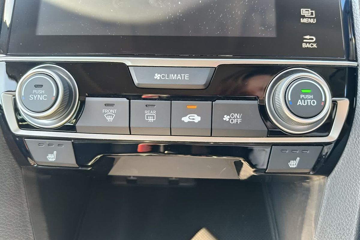 2016 Honda Civic VTi-LX 10th Gen