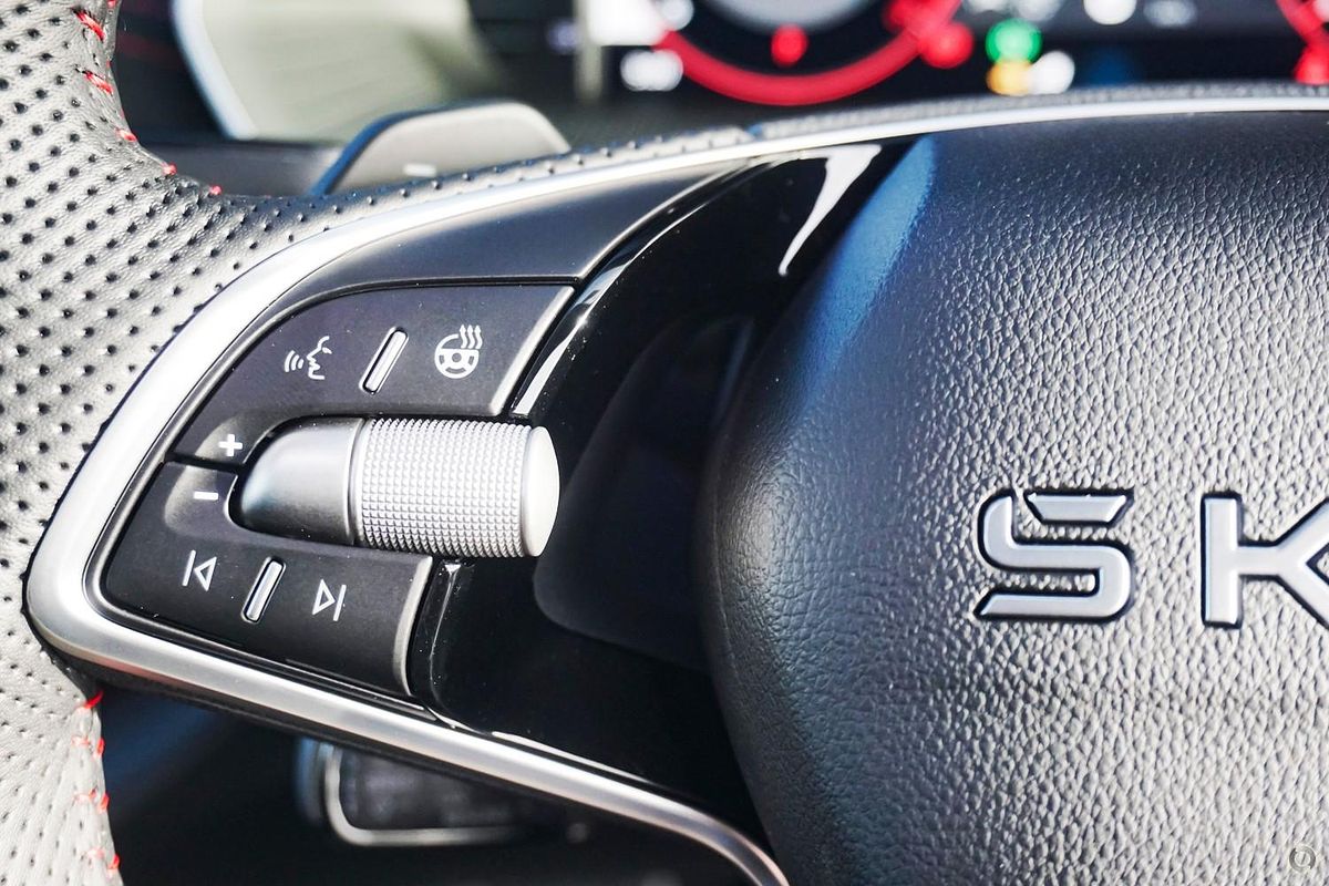2025 SKODA Octavia RS NX