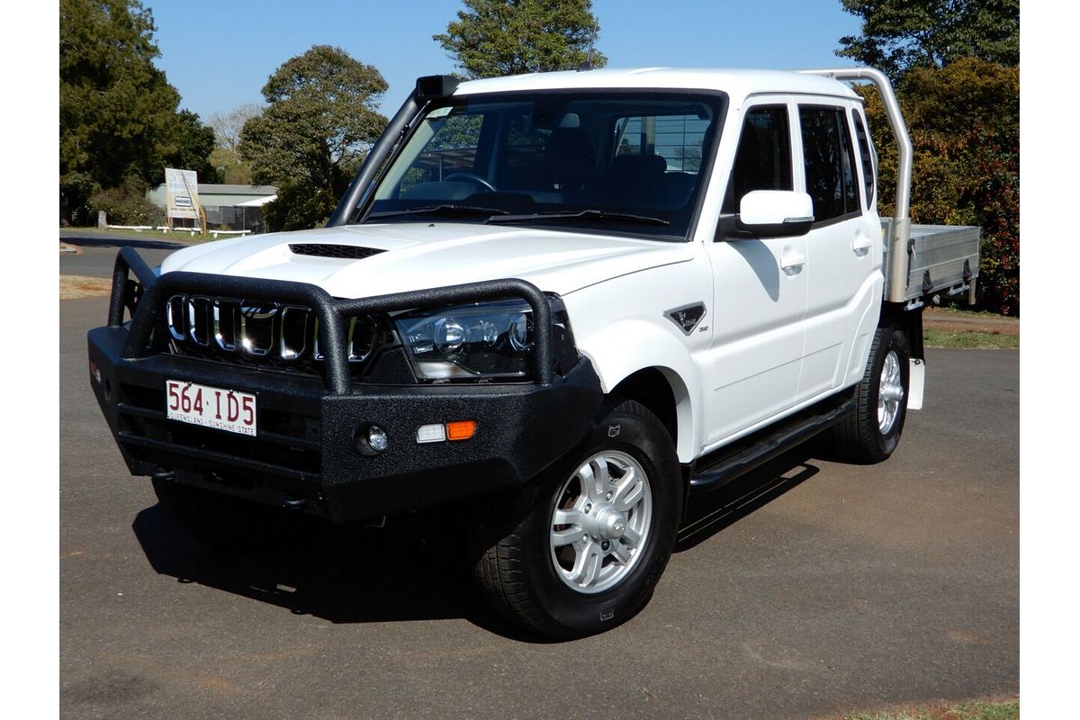 2022 Mahindra PIK-UP S11 4X4