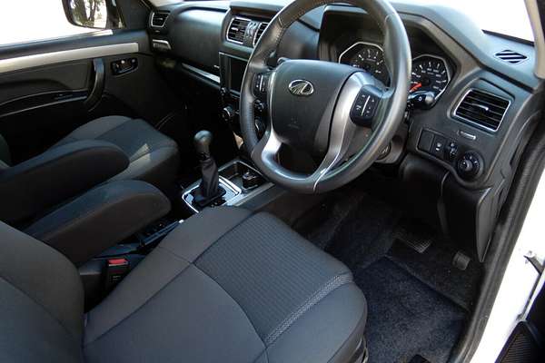 2022 Mahindra PIK-UP S11 4X4