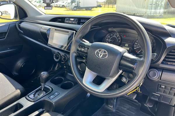 2016 Toyota Hilux Workmate TGN121R Rear Wheel Drive