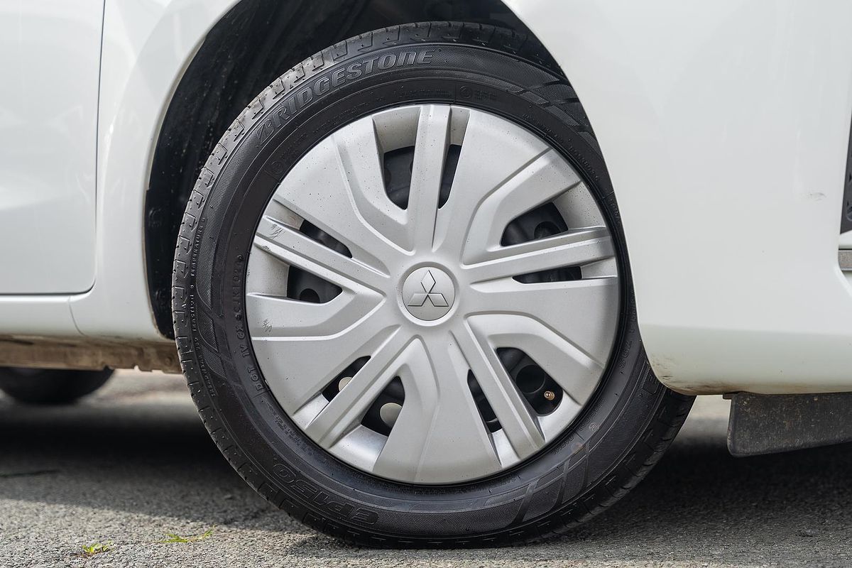 2021 Mitsubishi Mirage ES LB