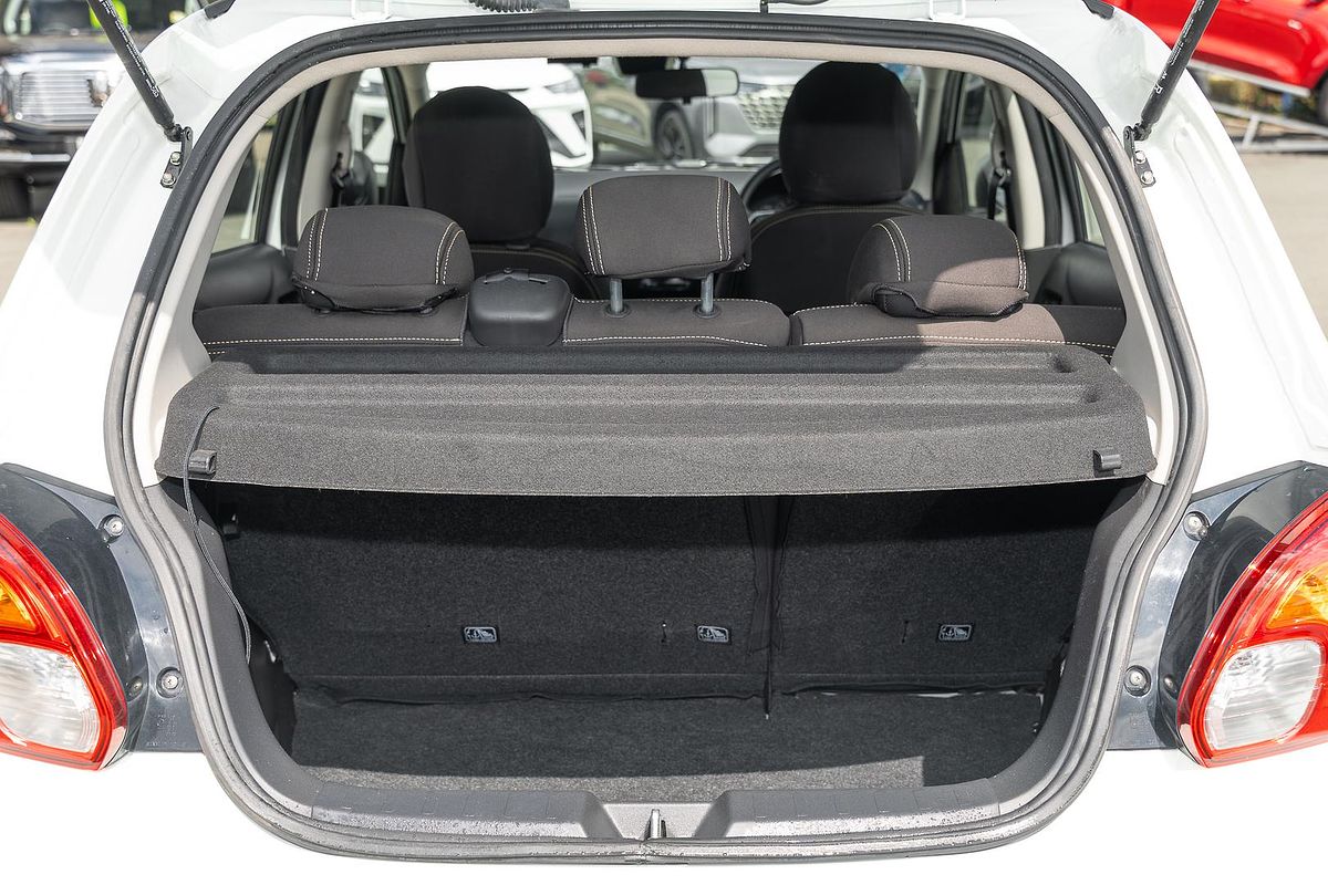 2021 Mitsubishi Mirage ES LB