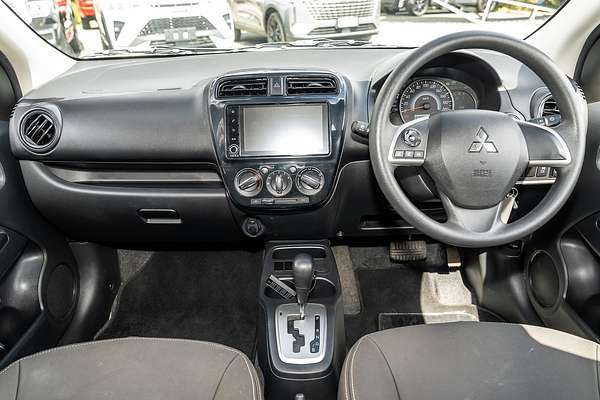 2021 Mitsubishi Mirage ES LB