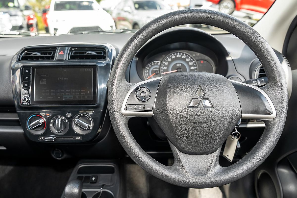 2021 Mitsubishi Mirage ES LB