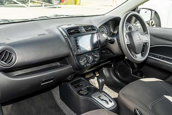 2021 Mitsubishi Mirage ES LB