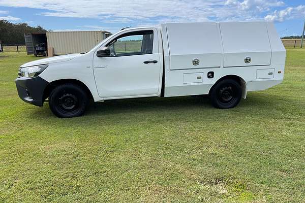 2015 Toyota Hilux Workmate GUN122R Rear Wheel Drive