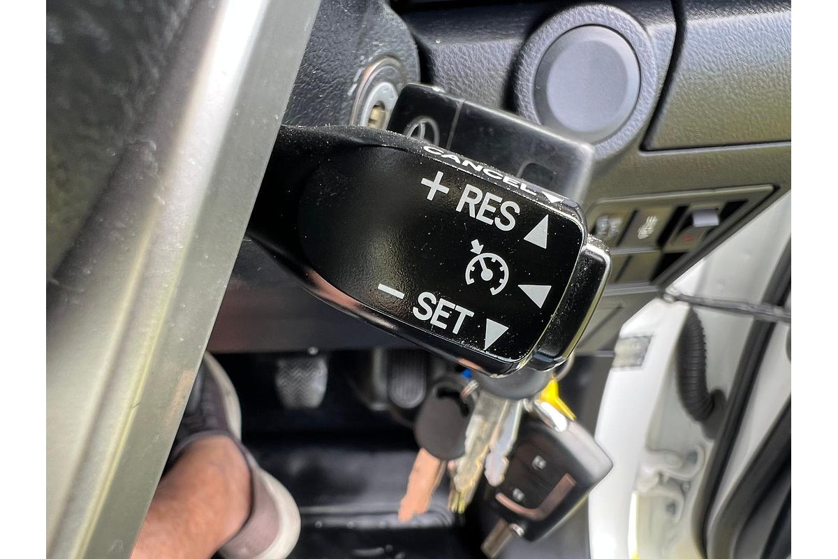 2015 Toyota Hilux Workmate GUN122R Rear Wheel Drive