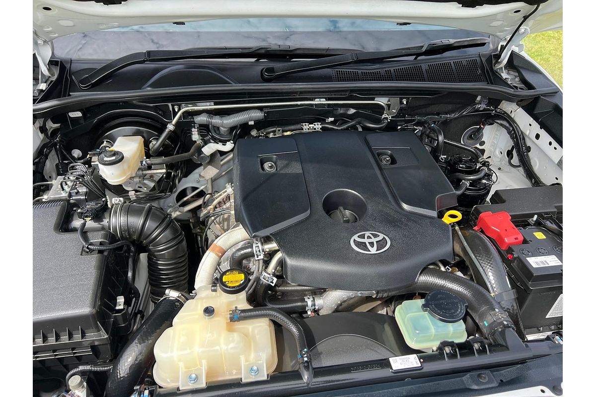 2015 Toyota Hilux Workmate GUN122R Rear Wheel Drive