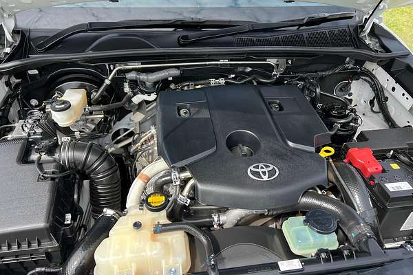 2015 Toyota Hilux Workmate GUN122R Rear Wheel Drive