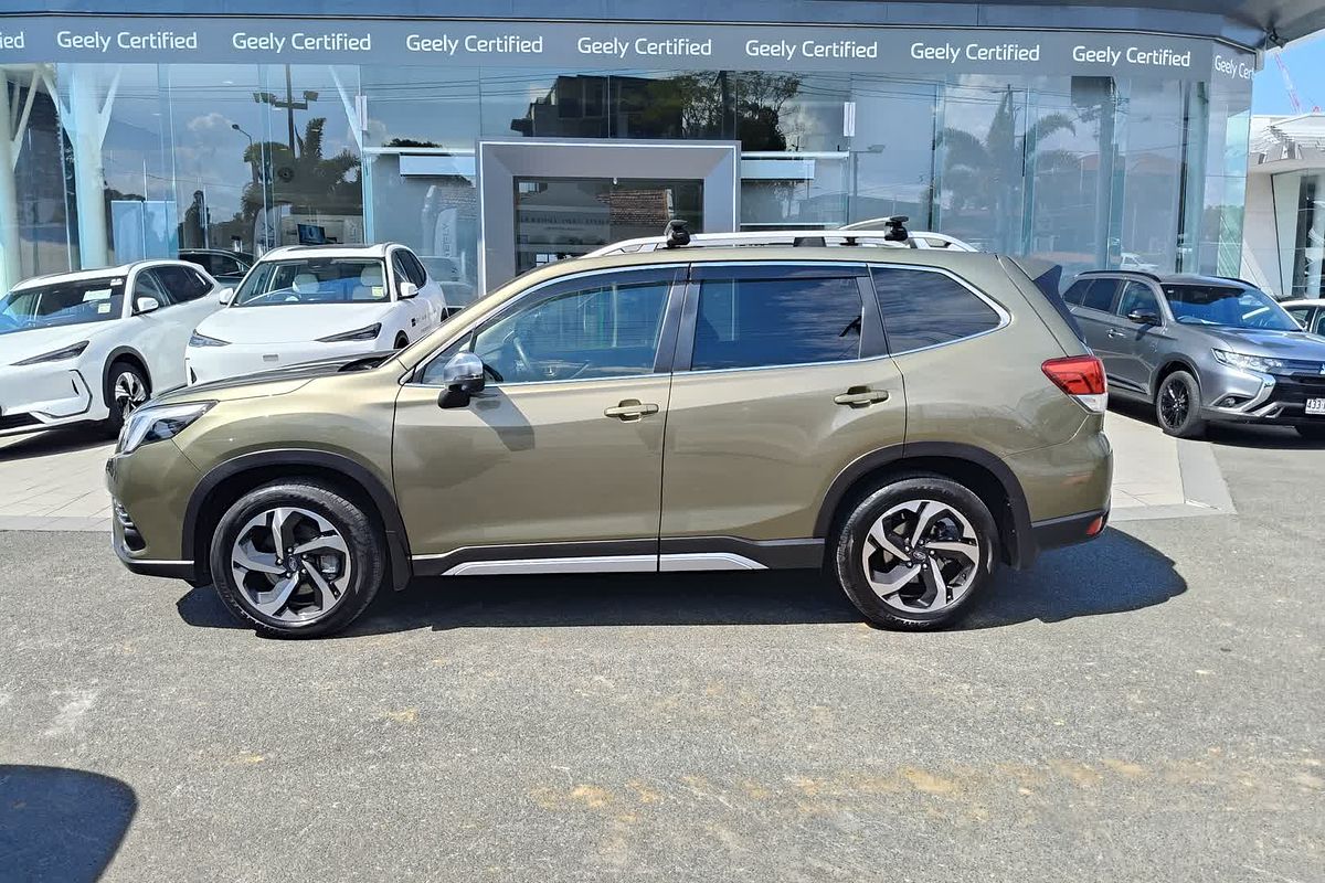 2022 Subaru Forester 2.5i-S S5