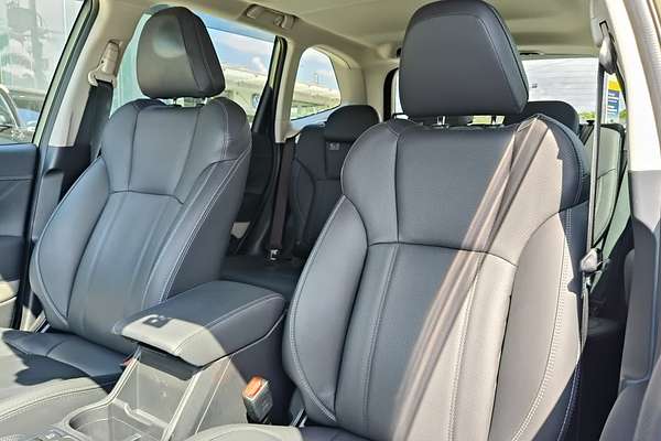 2022 Subaru Forester 2.5i-S S5