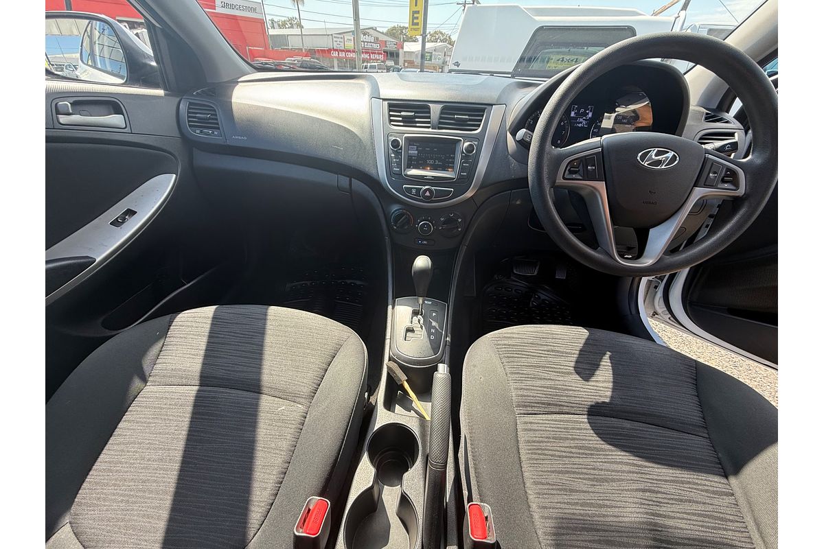 2017 Hyundai Accent Active RB4
