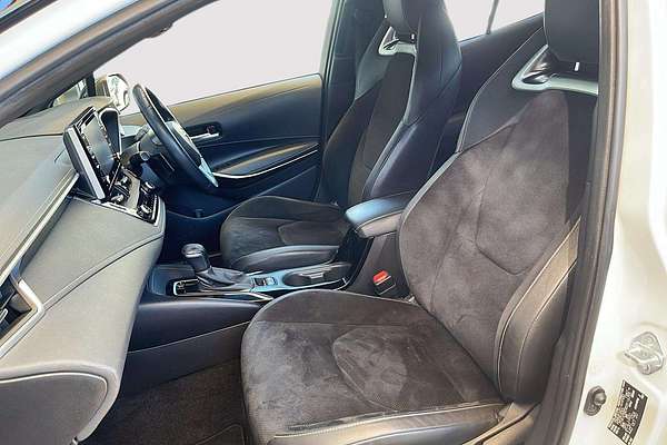 2020 Toyota Corolla ZR MZEA12R