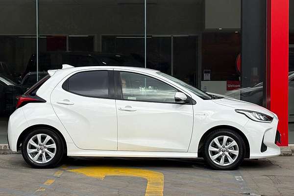 2022 Toyota Yaris SX Hybrid MXPH10R