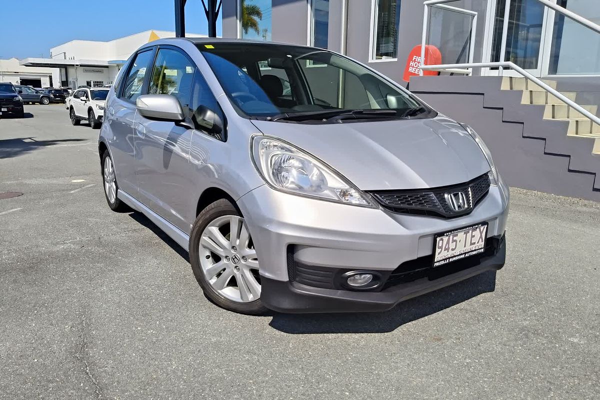2013 Honda Jazz Vibe-S GE