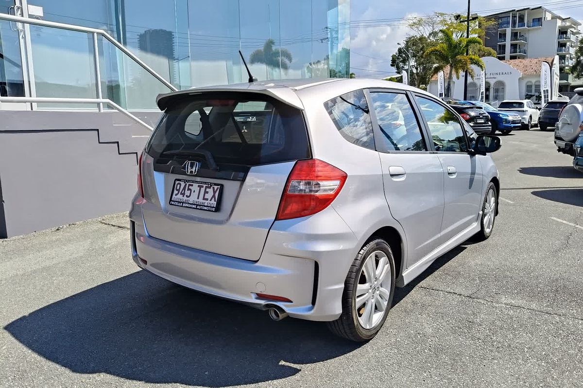 2013 Honda Jazz Vibe-S GE