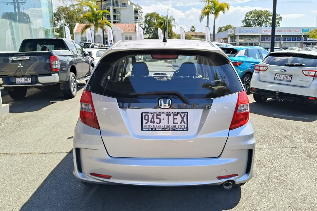 2013 Honda Jazz Vibe-S GE