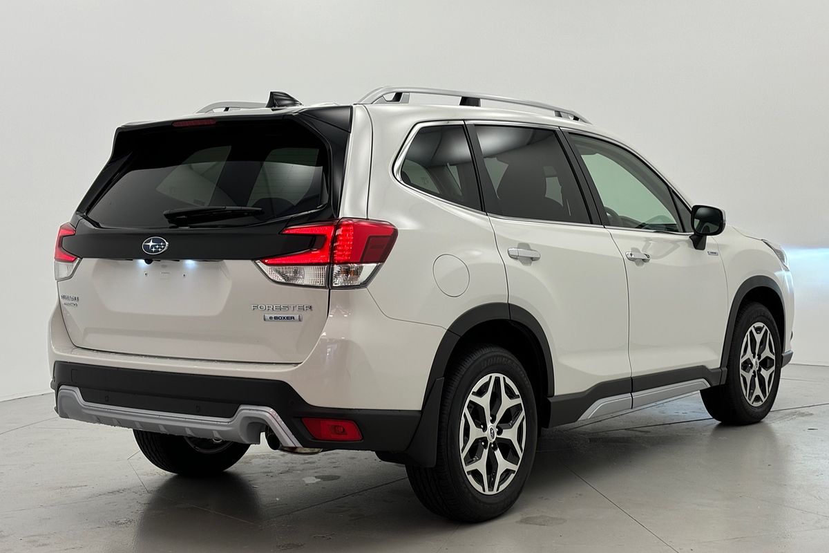 2025 Subaru Forester Hybrid L S5