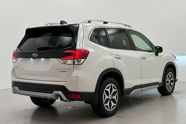 2025 Subaru Forester Hybrid L S5