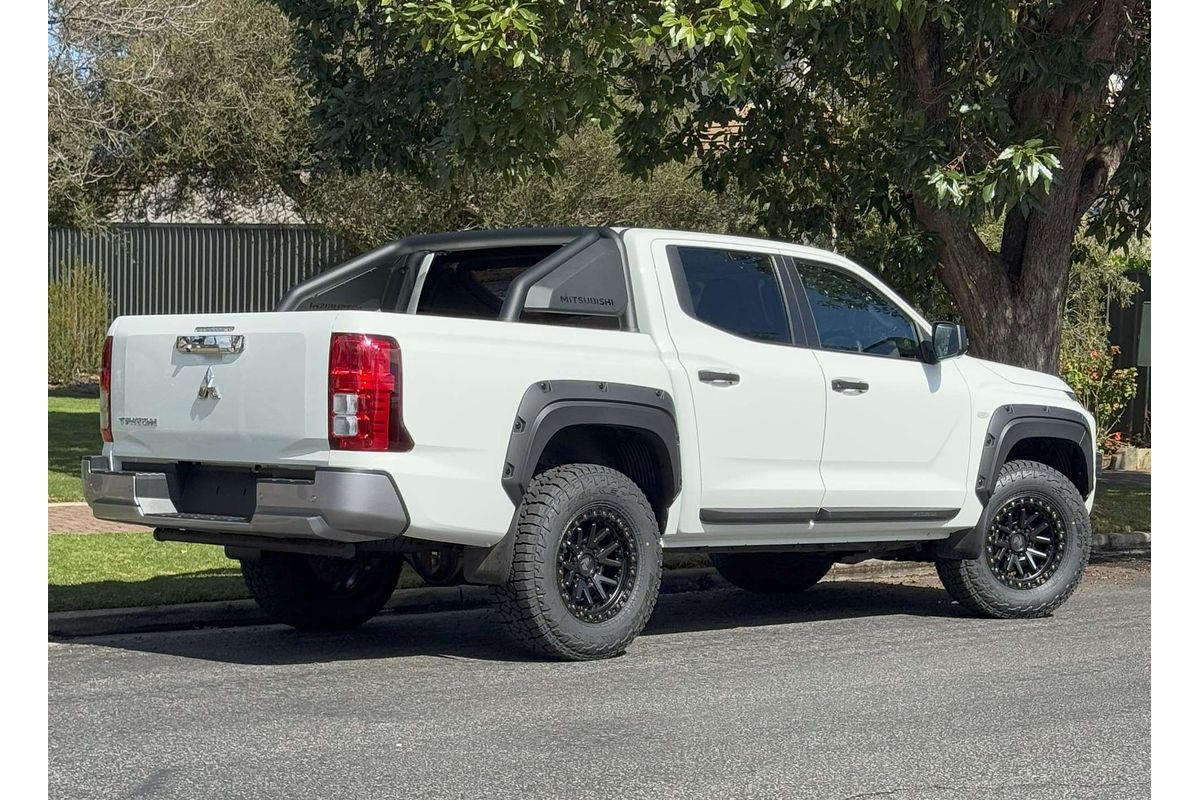 2024 Mitsubishi Triton GLX-R MV 4X4