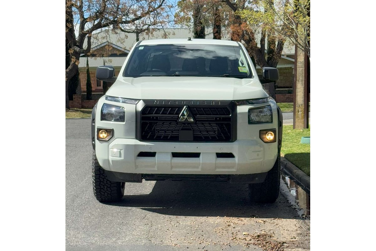 2024 Mitsubishi Triton GLX-R MV 4X4