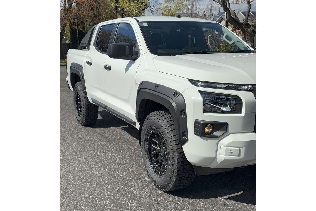 2024 Mitsubishi Triton GLX-R MV 4X4