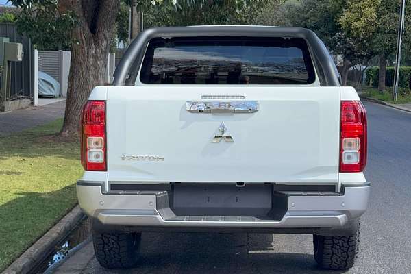 2024 Mitsubishi Triton GLX-R MV 4X4