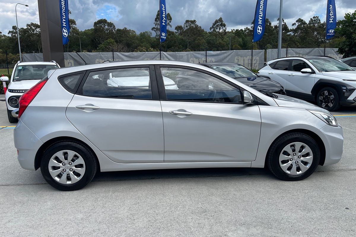 2017 Hyundai Accent Sport RB5