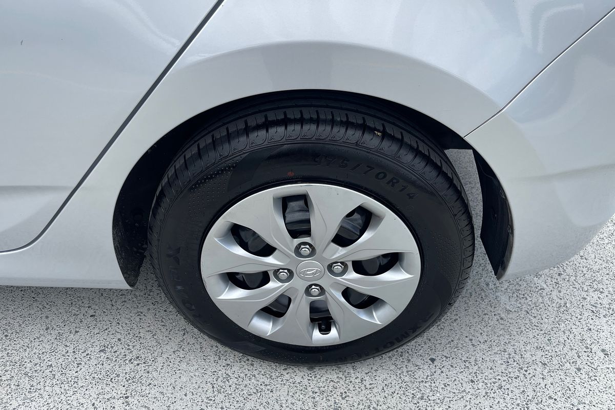 2017 Hyundai Accent Sport RB5