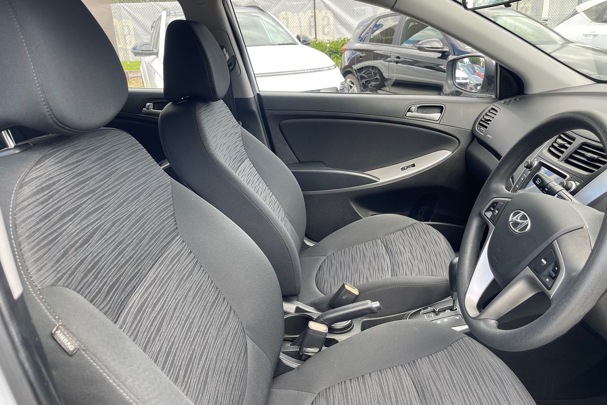2017 Hyundai Accent Sport RB5