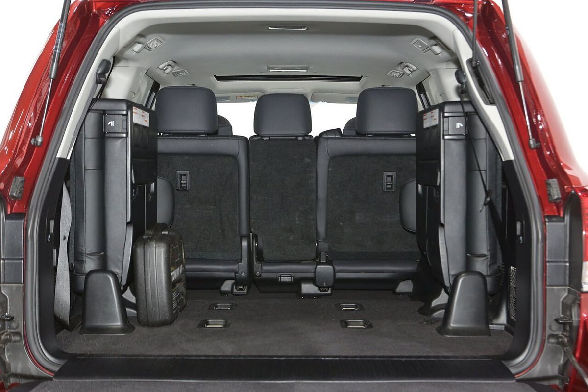 2020 Toyota Landcruiser Sahara VDJ200R