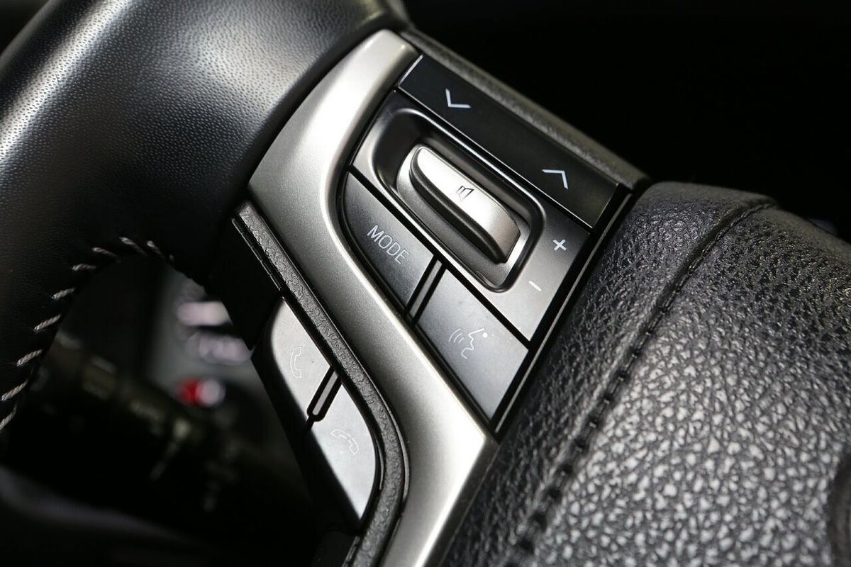 2020 Toyota Landcruiser Sahara VDJ200R