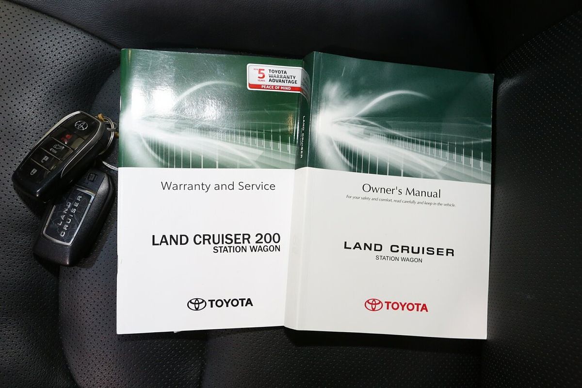 2020 Toyota Landcruiser Sahara VDJ200R