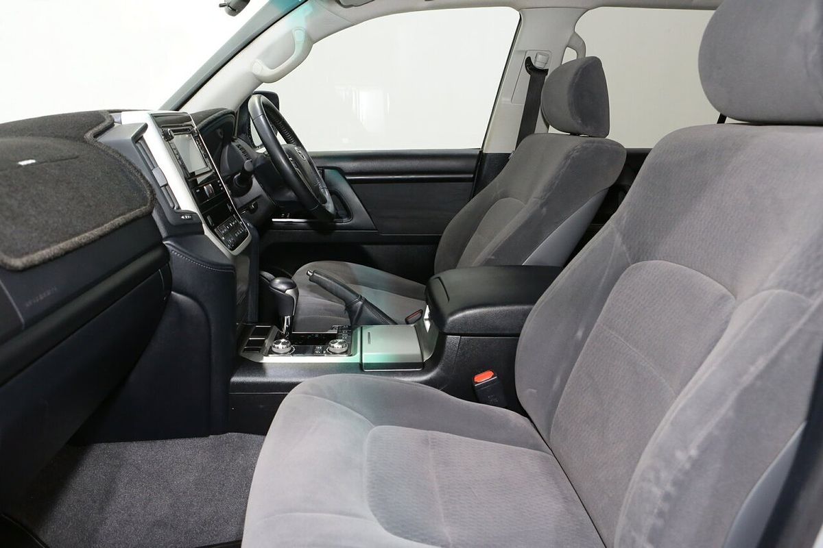 2021 Toyota Landcruiser GXL VDJ200R