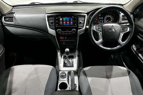 2021 Mitsubishi Triton GLX-R MR 4X4
