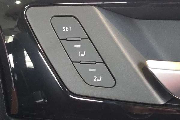 2025 Mitsubishi Outlander Exceed Tourer ZM