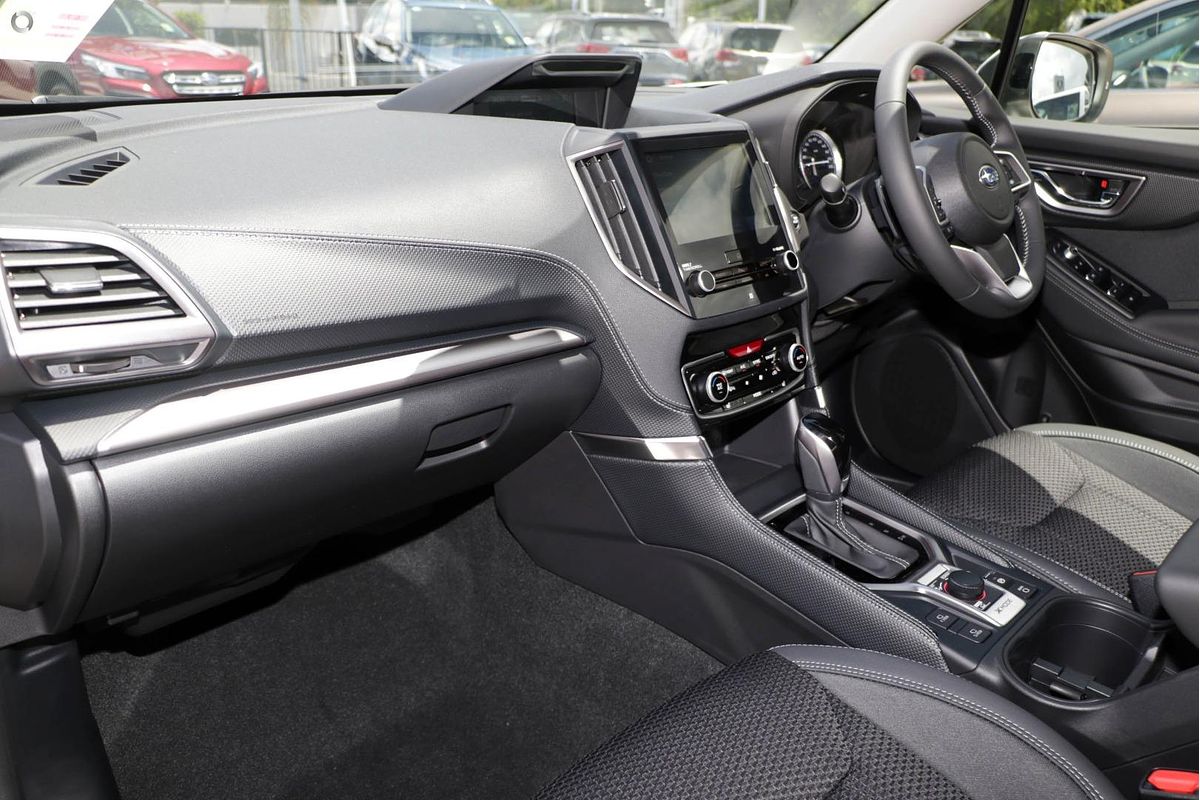 2025 Subaru Forester Hybrid L S5