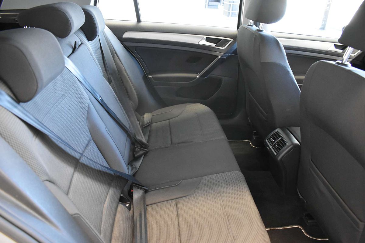 2014 Volkswagen Golf 90TSI Comfortline 7