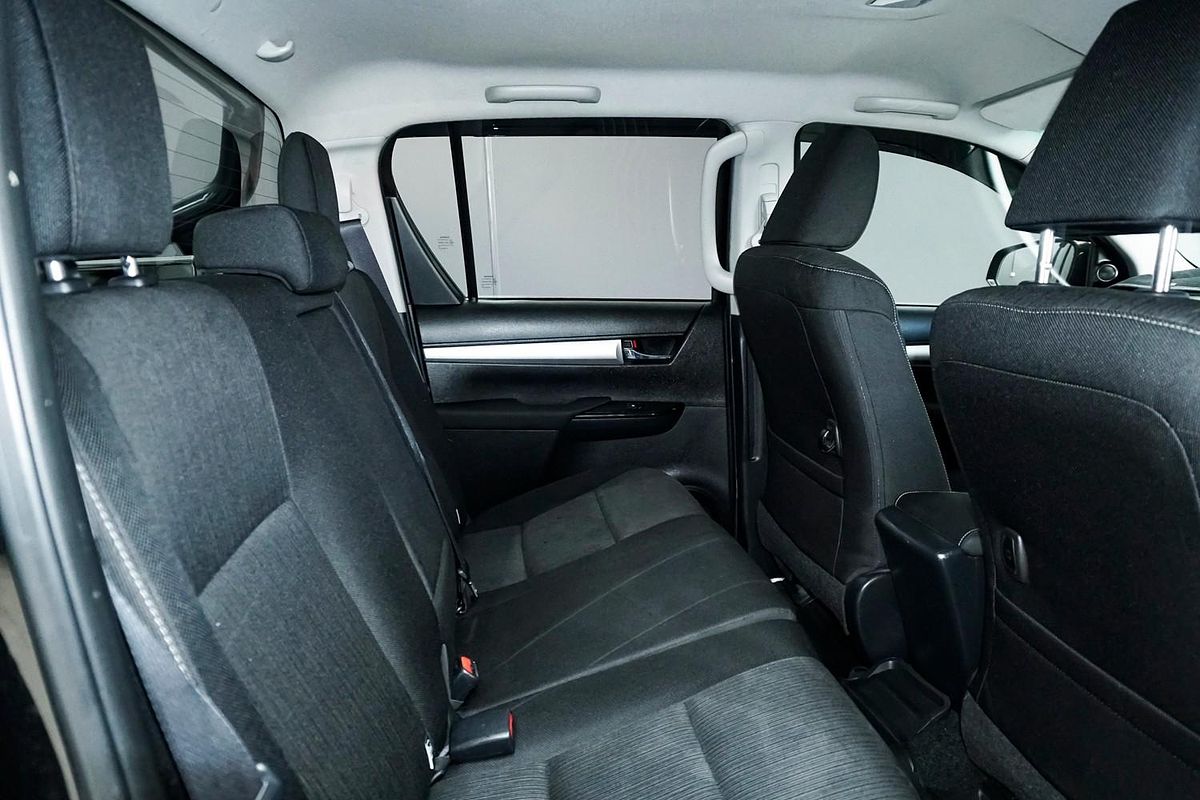 2016 Toyota Hilux SR5 GUN126R 4X4