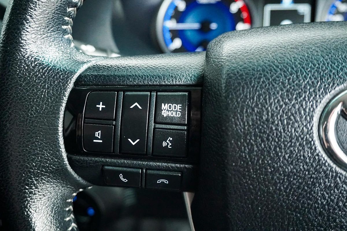2016 Toyota Hilux SR5 GUN126R 4X4