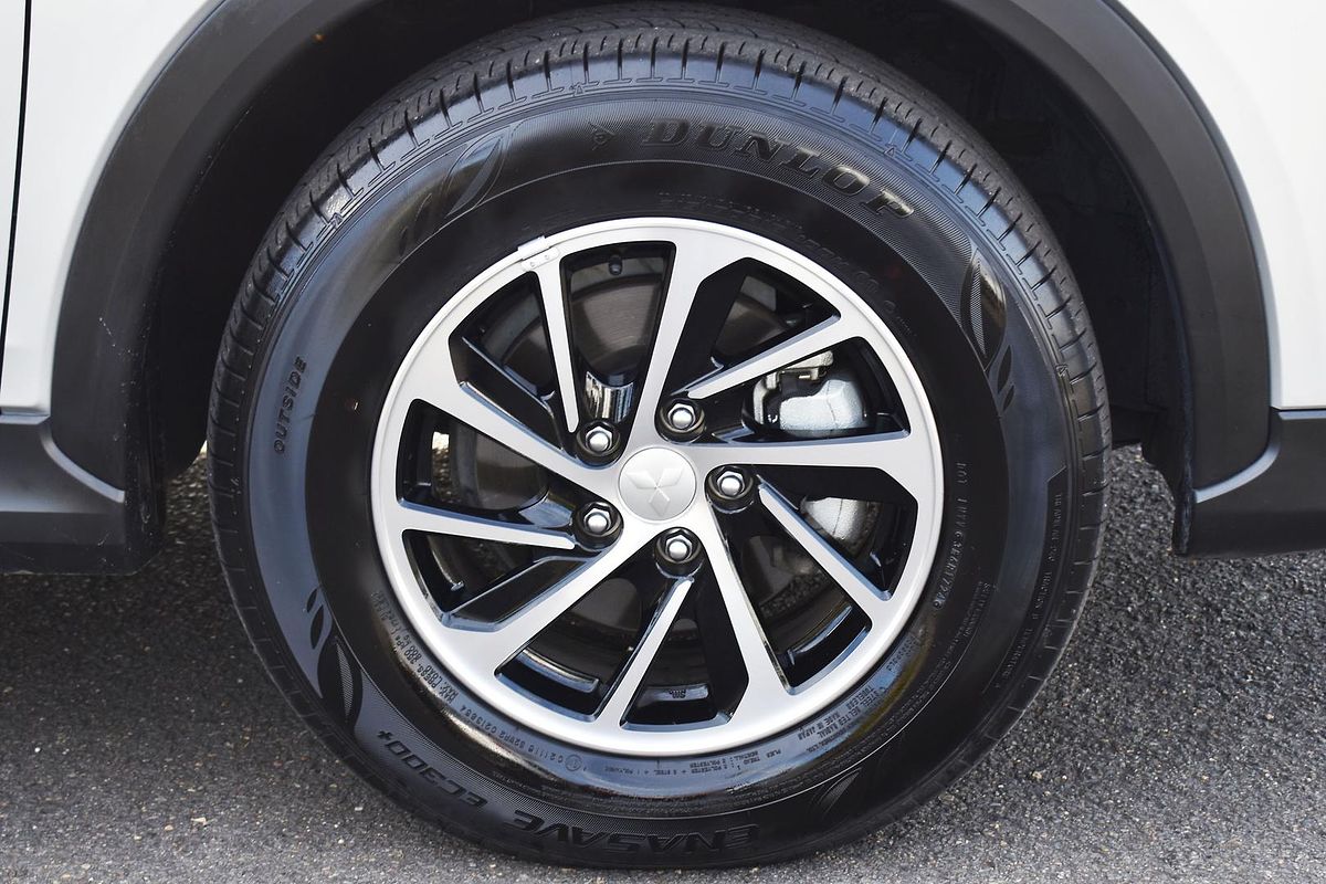 2024 Mitsubishi Eclipse Cross ES YB