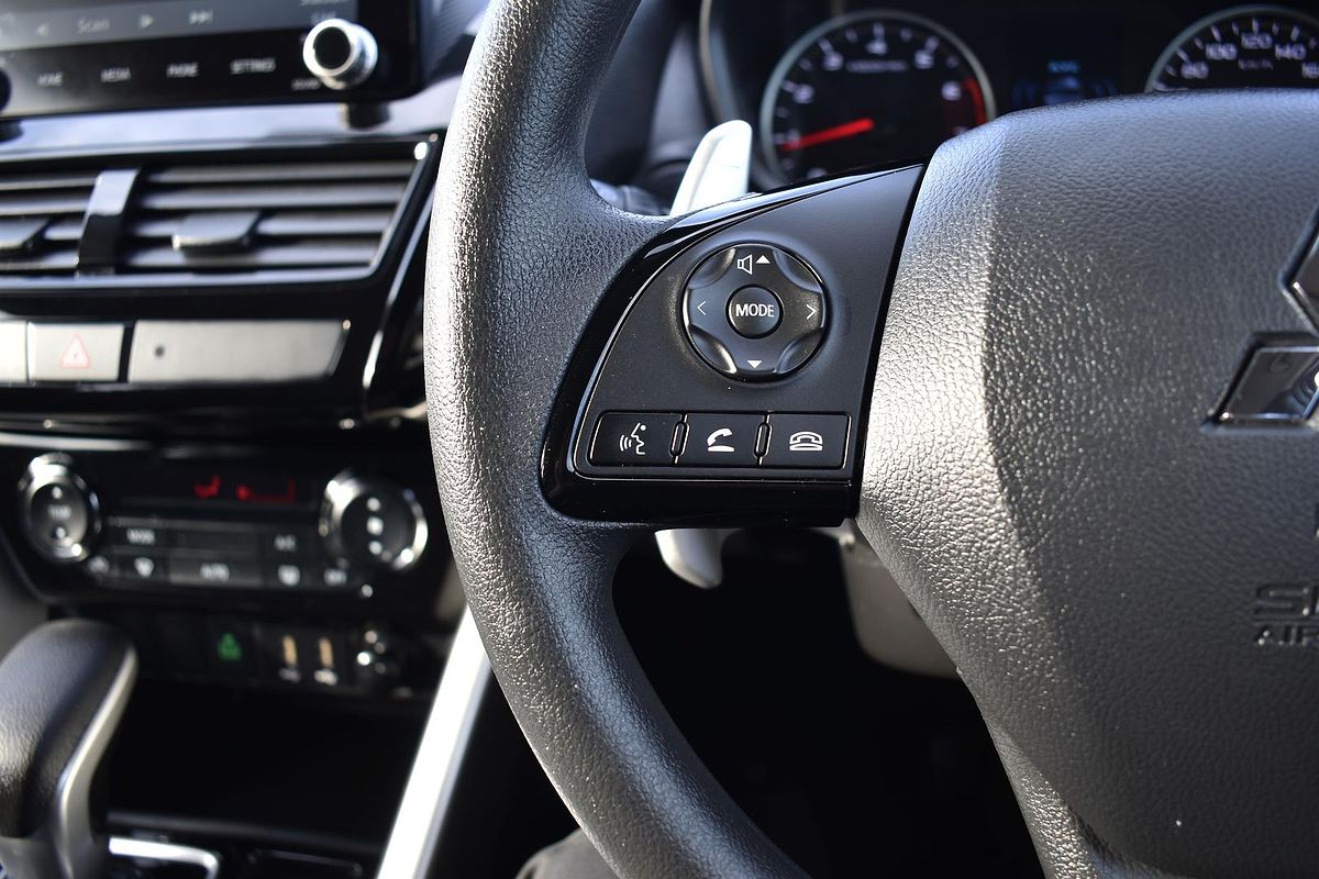 2024 Mitsubishi Eclipse Cross ES YB