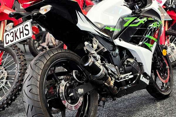 2016 Kawasaki EX 300A