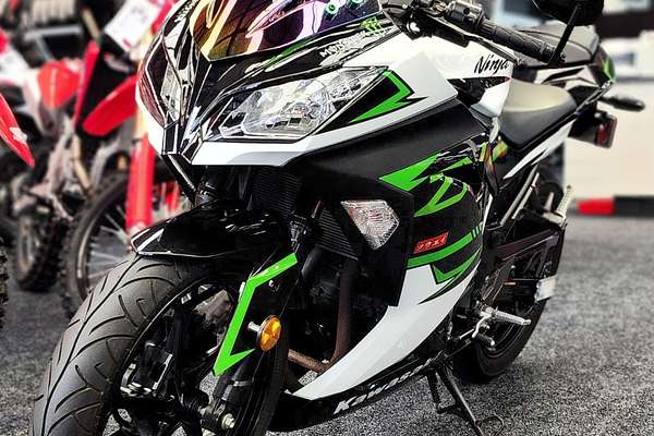 2016 Kawasaki EX 300A