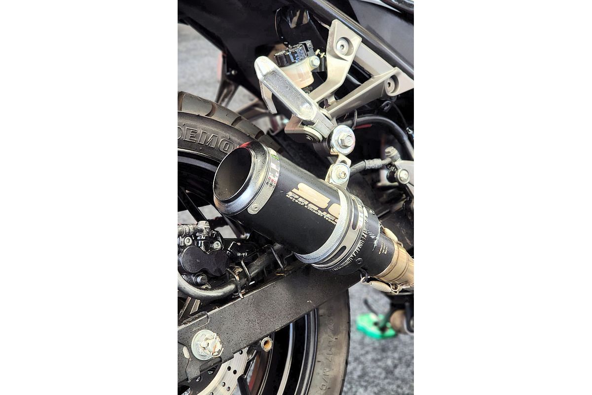 2016 Kawasaki EX 300A