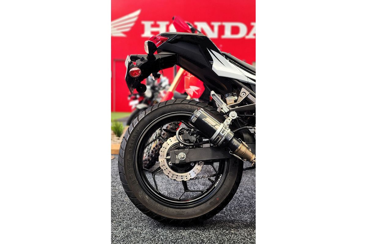 2016 Kawasaki EX 300A